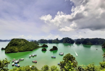 Hanoi – Bahía de Halong (D, A, C)