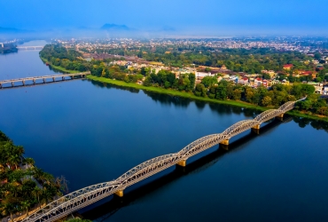 Phong Nha – Tour DMZ – Hue