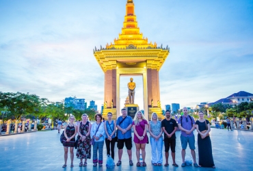 Llegada a Phnom Penh – Tour por la ciudad