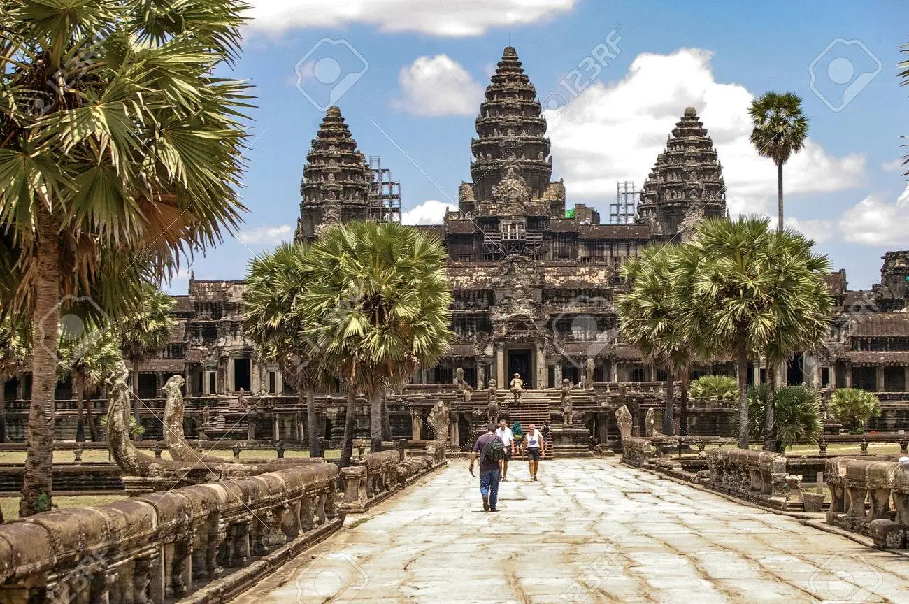 Día completo en Angkor Wat (D, A) (Ciclismo: 45 km)