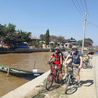 Cicloturismo a La Roca Dora & El estado de Mon