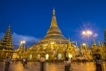 Keng Tung - Vuelo a Yangon - Visita de la ciudad (D)