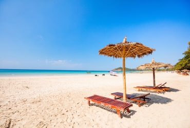 Tiempo libre en la playa de Ngapali (D)