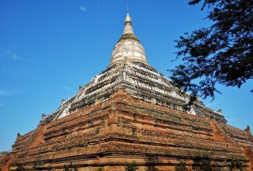 Bagan en el crucero Paukan - Desembarque - Visita de medio día a la ciudad de Bagan (D)