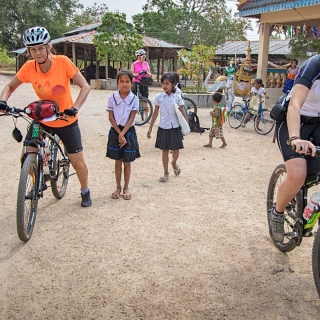 Ruta transfronteriza en bicicleta de Tailandia a Laos