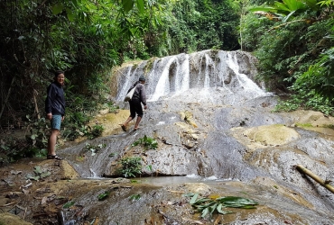  Luang Prabang - Cascada de Nong Khiaw (D, A) 