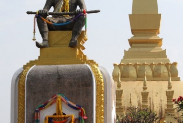 LuangPrabang - Vuelo a Vientiane (D)