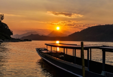 Naturaleza salvaje a lo largo del poderoso Mekong (D, A, C)